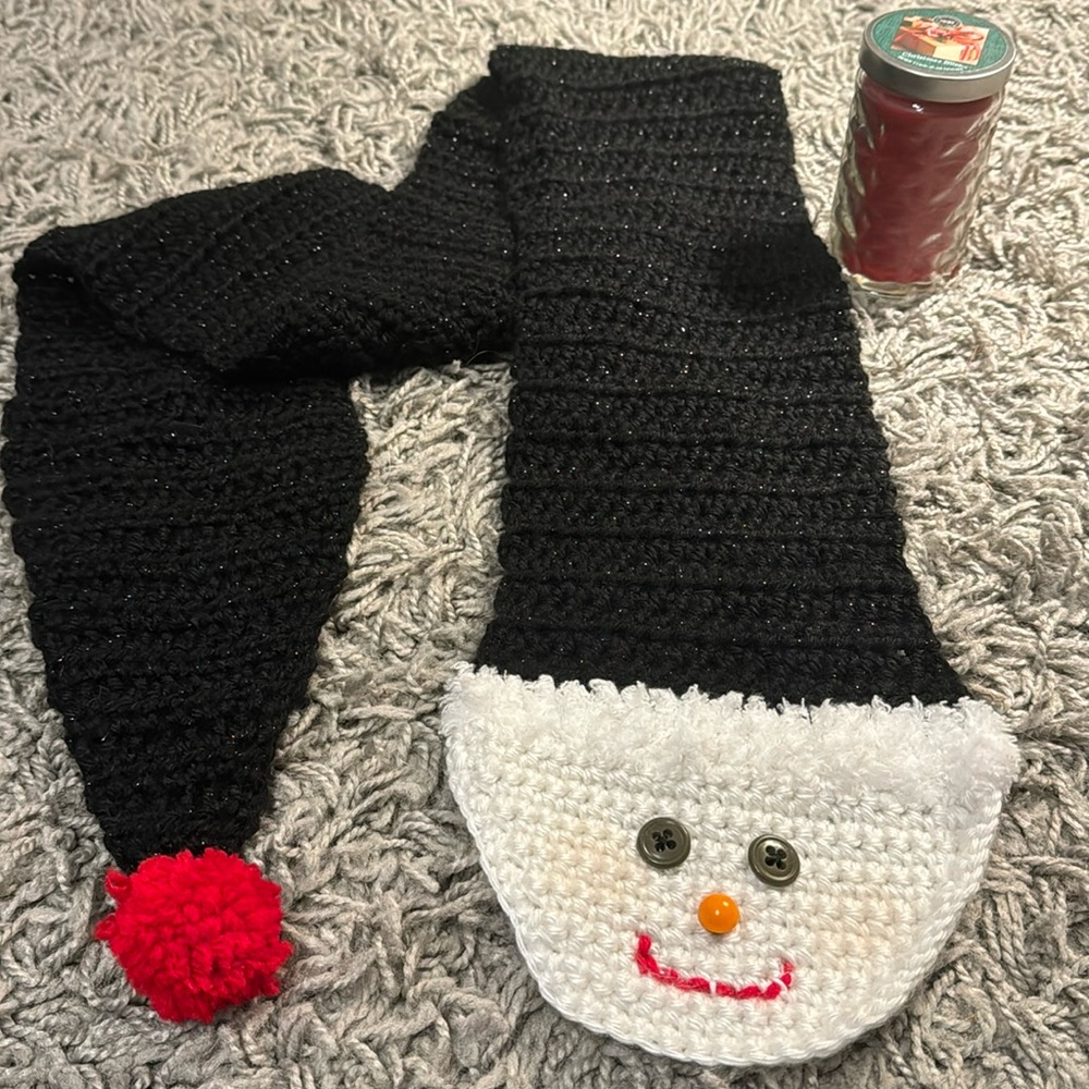 Bundle Handmade crochet Snowman scarf and Bridgewater Candle Company